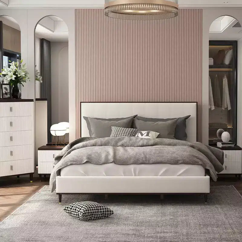 Letto matrimoniale 64,25" Carena, tessuto grigio chiaro, finitura bianco-marrone, testiera imbottita, struttura in legno, richiede box spring