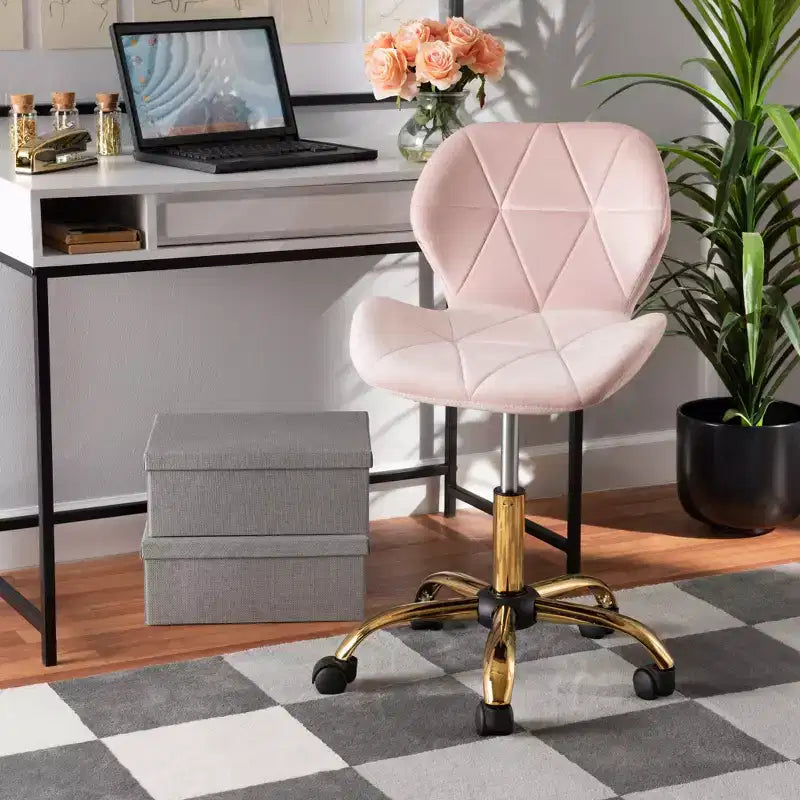 Sedia da ufficio girevole Savara in tessuto di velluto e metallo, in stile contemporaneo, glamour e di lusso
